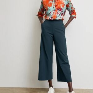 M.M. Lafleur Dark Green Wide-Leg Cropped Pants Size 10